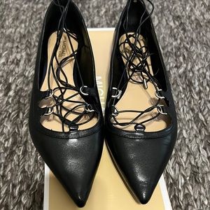 Michael Michael Kors Black Leather Tabby Flat size 7.5